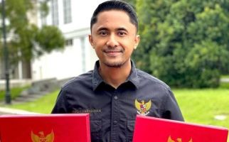 Hengky Kurniawan Mau Bagi-bagi Jersei Timnas Indonesia, Nih Syaratnya - JPNN.com