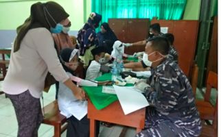 Pushidrosal TNI AL Gelar Serbuan Vaksinasi Bagi 500 Pelajar SD - JPNN.com