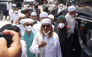 Habib Bahar Terluka Seusai Ditembak OTK - JPNN.com