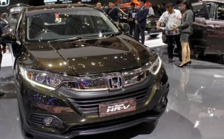 Sekdes Ini Beri Kado Ultah Anaknya Mobil Mewah, Jeep Rubicon dan Honda HR-V - JPNN.com
