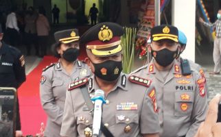 7 Tahanan Kabur dari Polsek Jatiasih, 5 Polisi Bakal Ditindak Kombes Hengki - JPNN.com