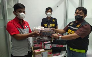 Bea Cukai Amankan Puluhan Ribu Batang Rokok Ilegal di 2 Wilayah Ini - JPNN.com