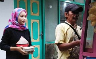 Ellyana, Anak Penjual Bakso di Surabaya yang Lulus Seleksi CPNS Kejaksaan  - JPNN.com