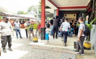 Mendadak, Puluhan Napi Lapas Semarang Dipindah ke Nusakambangan, Ada Apa? - JPNN.com