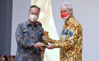Jateng Raih Penghargaan Pendorong KUR Terbaik, Pak Ganjar Bilang Begini - JPNN.com
