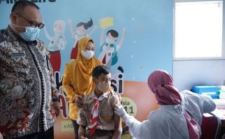 Gandeng Susu MilkLife, Pemkab Rembang Menggelar Vaksinasi Anak Usia 6-11 Tahun - JPNN.com