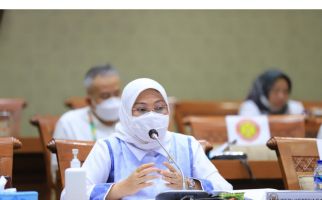 Kemnaker Komitmen Lindungi Pekerja, Ida Ambil Jalan Tengah Terkait UM 2022 - JPNN.com
