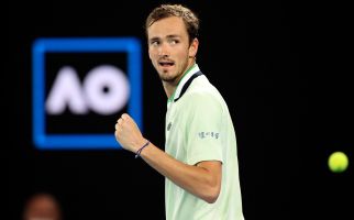 Daniil Medvedev Lolos ke Final Australian Open 2022, Rekor Megah Rafael Nadal Terancam - JPNN.com