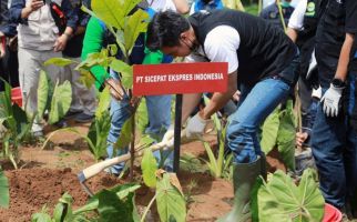 SiCepat Ekspres Resmikan Program Bina Desa Konservasi Lahan Kritis di Cibiru - JPNN.com