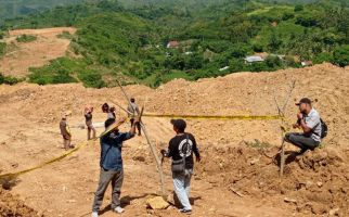 Penambangan Emas Ilegal di Kawasan Gunung Prabu Marak, Pak Polisi Bertindak - JPNN.com
