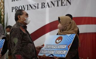 9 Korban Terorisme di Banten Terima Kompensasi Rp 1,495 Miliar - JPNN.com