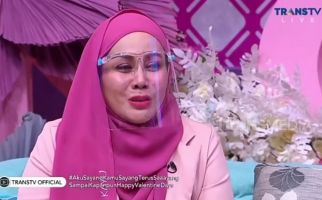 Mak Vera Tahu Oknum yang Mengambil Uang Olga Syahputra, Siapa? - JPNN.com