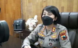 Video Tak Senonoh di Emperan Toko Viral, Pengunggahnya Diduga Siswa SD, AKBP Yolanda Bilang Begini - JPNN.com