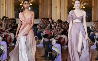 Gaun Kolaborasi Brand Indonesia dan Leanne Marshall Memukau Paris Fashion Week - JPNN.com