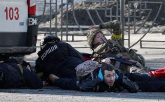 Rusia Bombardir Ibu Kota Ukraina, Wartawan Jepang Jadi Korban - JPNN.com