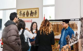 Promosikan Budaya Indonesia, Gus Mis Angkat Dangdut hingga Angklung - JPNN.com