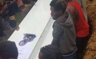 Seorang Korban Pembantaian KKB Anak Kepala Suku Besar - JPNN.com