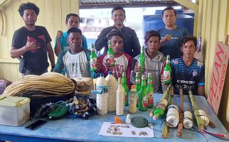 Ditpolairud Polda Kaltim Tangkap 4 Nelayan Pengguna Bom Ikan, Nih Tampangnya - JPNN.com