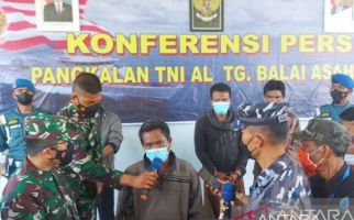 TNI AL Menggagalkan Pengiriman PMI Ilegal ke Malaysia - JPNN.com