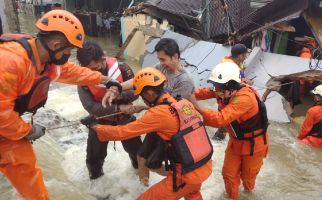Berita Terkini Banjir & Tanah Longsor di Balikpapan, Begini Dampaknya - JPNN.com