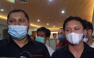 Reaksi Rizky Febian Seusai Dilaporkan Teddy Pardiyana ke Polisi - JPNN.com