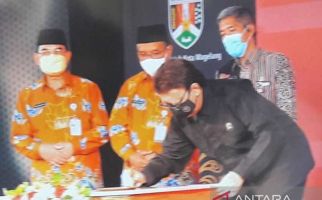 Menteri Tjahjo Tegaskan Oknum ASN yang Ditangkap Densus 88 Bakal Diberhentikan - JPNN.com