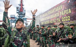 400 Pasukan TNI Yonif Raider Ksatria Menuju Papua, Kemampuan Bertempur Tak Diragukan - JPNN.com