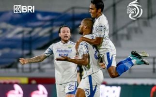 Skor Babak Pertama Persebaya vs Persib 0-1, David da Silva Cetak Gol - JPNN.com