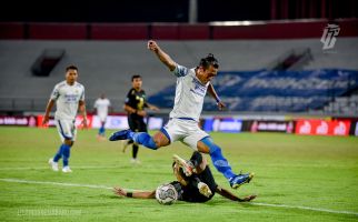 Arema vs Persib: Henhen Sebut Bukan Hanya soal Taktik, tetapi - JPNN.com