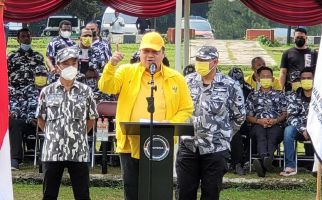 Airlangga Ajak Seluruh Kader Bapera Berada di Garis Depan - JPNN.com