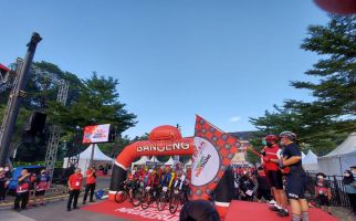 Banteng Ride and Night Run Dimulai di GBK, Hasto Harap Pesepeda Sehat dan Bergembira - JPNN.com