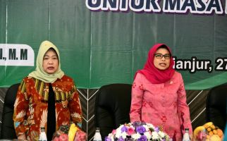 Neng Eem Ajak Pengurus Perempuan Bangsa Cianjur jadi Agen Persatuan - JPNN.com