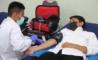 Gandeng PMI, DWP Kemenpora Gelar Kegiatan Donor Darah - JPNN.com