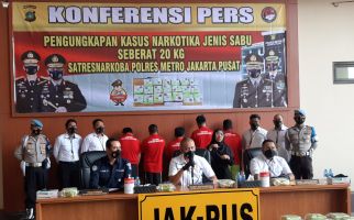 5 Kurir Bawa 20,9 Kg Sabu-Sabu Dibekuk Polisi, Terancam Hukuman Mati  - JPNN.com