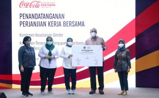 Manajemen Coca Cola dan Serikat Pekerja Teken PKB, Menaker: Utamakan Win-win Solution - JPNN.com