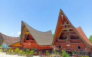 Pesona Bukit Holbung, Menawarkan Keindahan Alam Memanjakan Mata di Dekat Danau Toba - JPNN.com