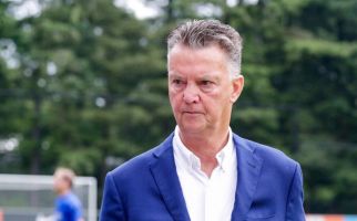 Louis Van Gaal Kena Kanker Prostat, Timnas Belanda Terusik - JPNN.com