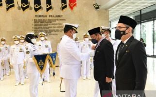 Laksamana Yudo Menyematkan Bintang Jalasena untuk 2 Pejabat BPK - JPNN.com