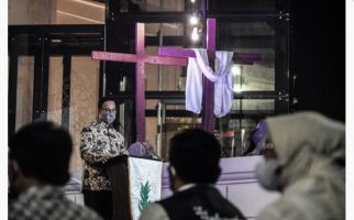 Menghadiri Paskah di GPIB Immanuel, Gubernur Anies Baswedan Berpesan Begini - JPNN.com