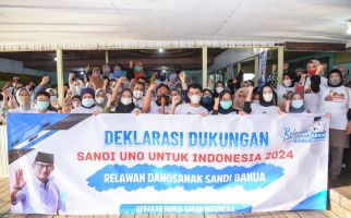 Dangsanak Sandi Yakin Sandiaga Bisa Selesaikan Masalah Pendidikan di Indonesia - JPNN.com