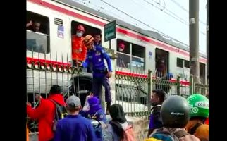 KRL Tabrak Mobil di Depok, KAI Langsung Tutup Permanen Perlintasan Rawa Geni - JPNN.com