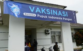 Pupuk Indonesia Pangan Gelar Vaksinasi Booster di Karawang - JPNN.com