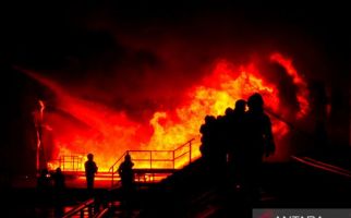 Depot Minyak Rusia Ludes Terbakar, Ulah Ukraina? - JPNN.com