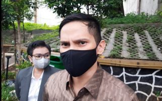 3 Berita Artis Terheboh: Kelakuan Buruk Mumtaz Dibongkar, Penerawangan Denny Darko Bikin Kaget - JPNN.com