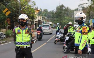 Kendaraan Pemudik di Limbangan-Malangbong Garut Mulai Ramai - JPNN.com