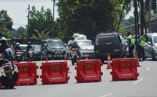 Limbangan Garut Macet Parah, Kendaraan dari Nagreg Dialihkan - JPNN.com