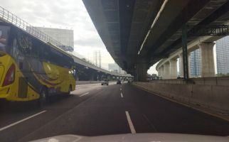 Ada Rekonstruksi Tol Jakarta-Cikampek, Waspada Macet - JPNN.com