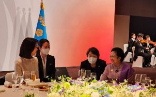 Hadiri Undangan Gala Dinner Presiden Korsel, Bu Mega Sangat Akrab dengan Sosok Ini - JPNN.com