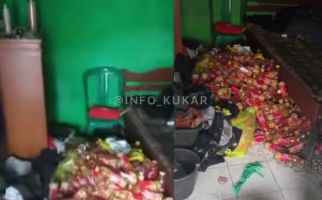 Viral, Pemilik Indekos Temukan Ratusan Botol Bekas Berisi Air Kencing, Ya Ampun - JPNN.com