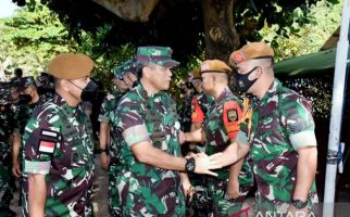 Letjen Nyoman Cantiasa Minta Prajurit TNI Belajar dari Konflik Maluku 1999 - JPNN.com